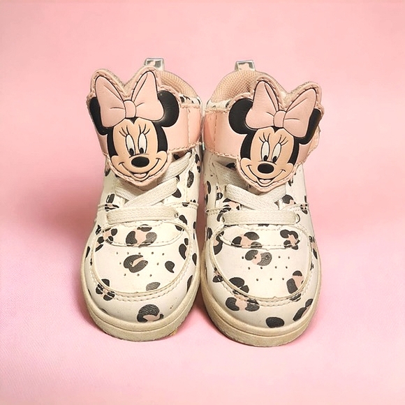 H&M Other - H&M Minnie Mouse Infant Shoes 2.5c